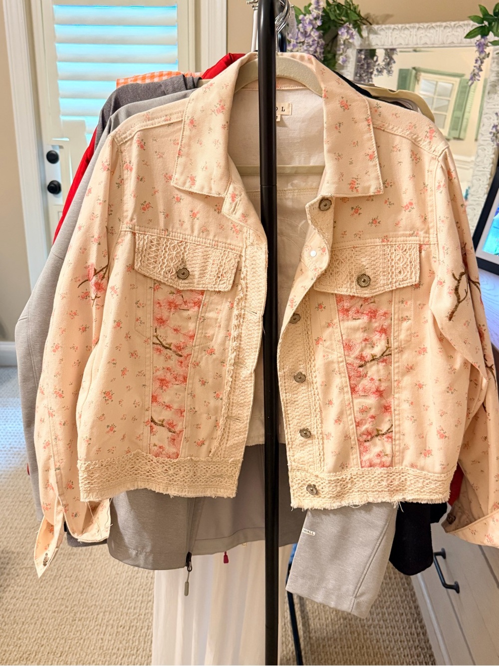 Floral Lace Trim Cream Denim Jacket
